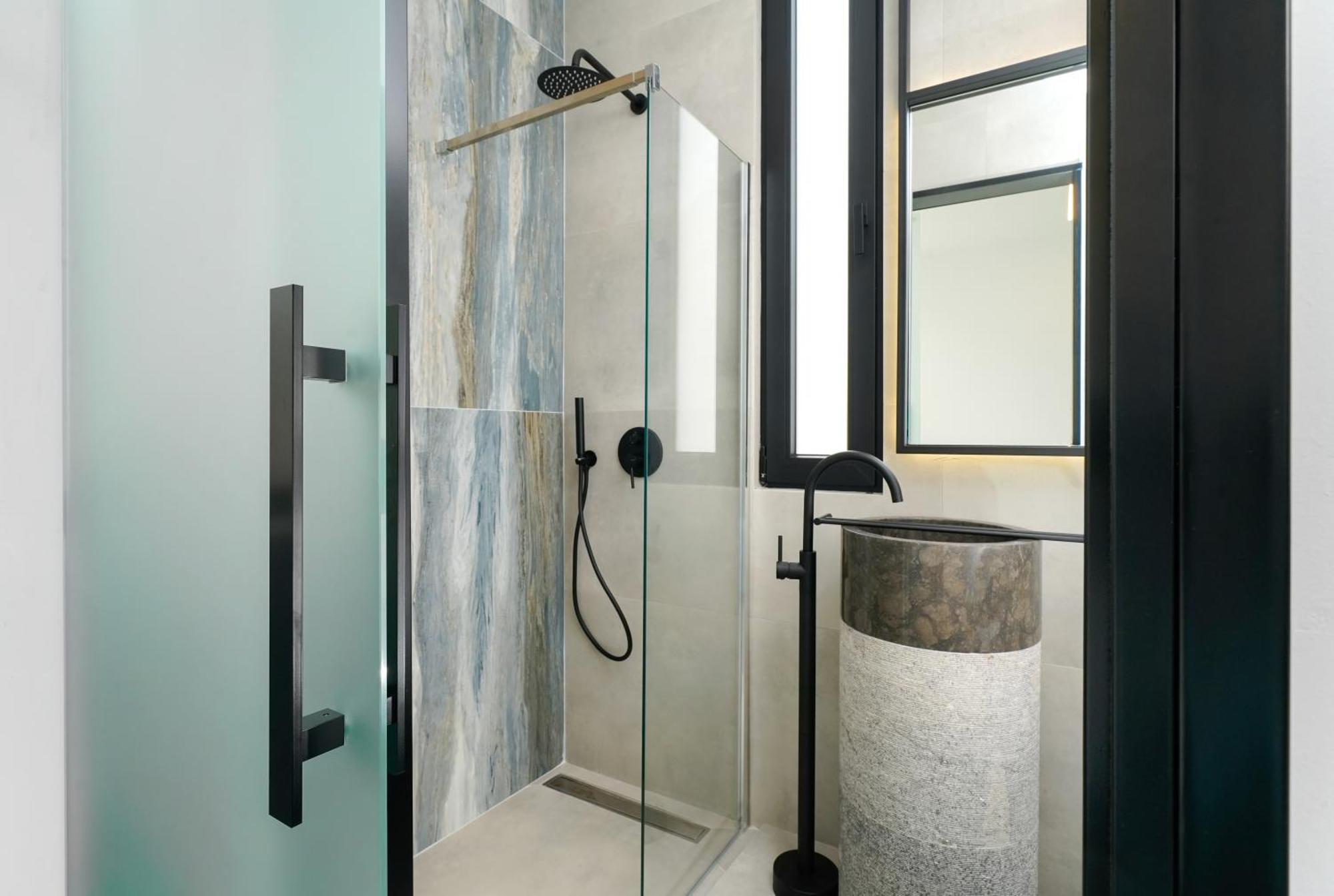 Mythodea Prive Luxury Suites Chrisi Ammoudia Exteriör bild