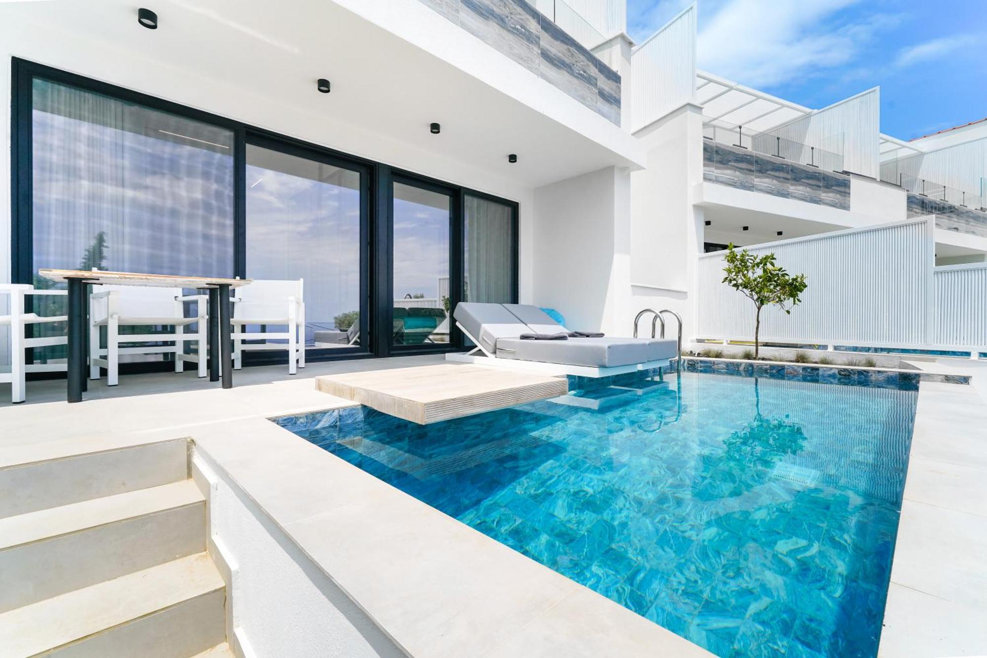Mythodea Prive Luxury Suites Chrisi Ammoudia Exteriör bild